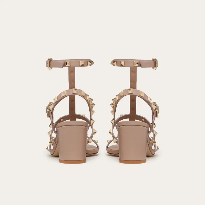 VALENTINO Wraparound ankle strap rivet sandals (heel height 6cm)