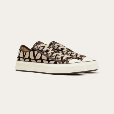 VALENTINO TOTALOOP Women's V logo low-top sneakers