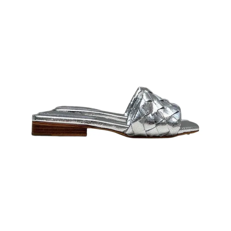 Bottega Veneta Parco Mule In Silver/Gold Intrecciato Leather Flat Mule Sandal