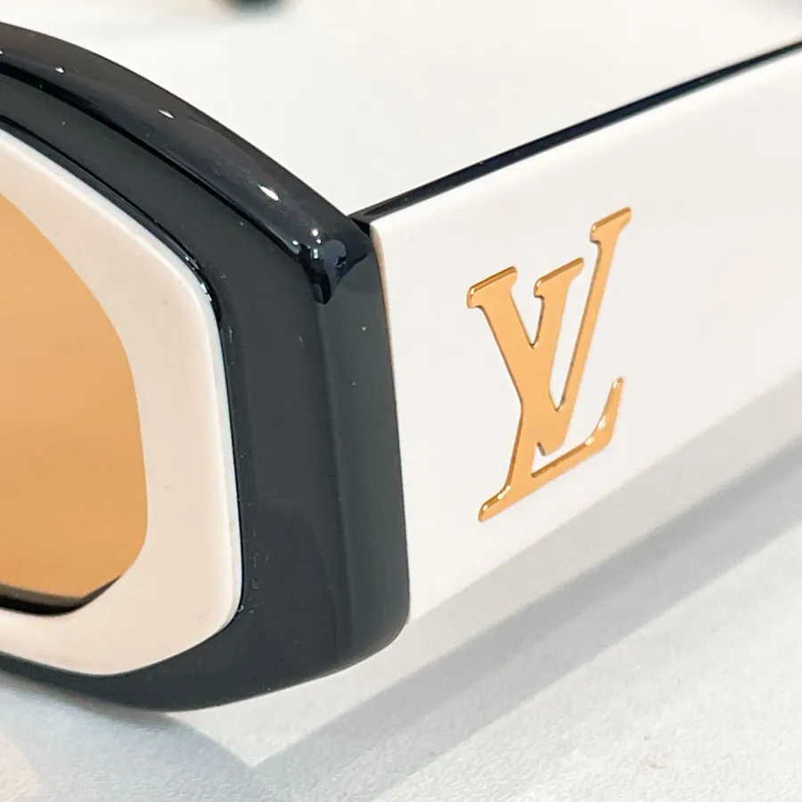 Louis Vuitton square frame glasses orange/black/red/white/blue/leopard color Size 53口22-145