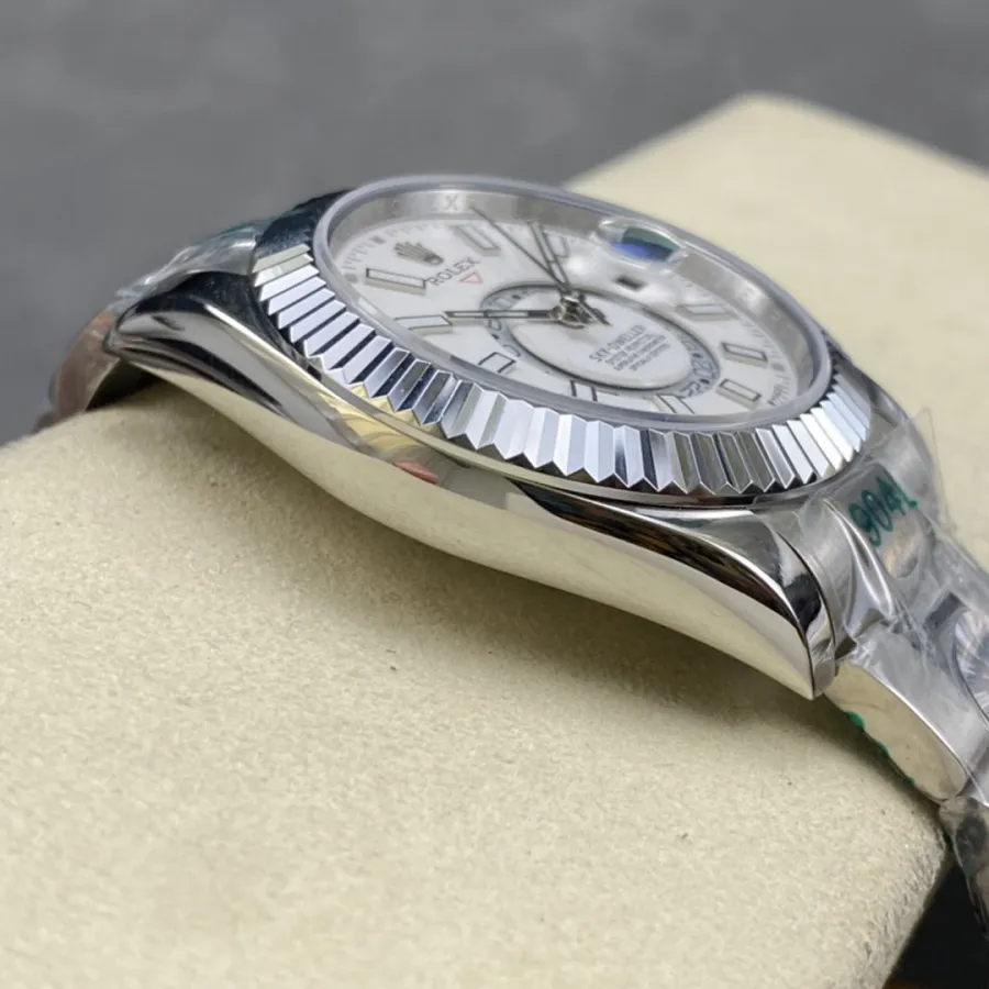 ROLEX-Sky Dweller-REF.M326934-0001-42MM