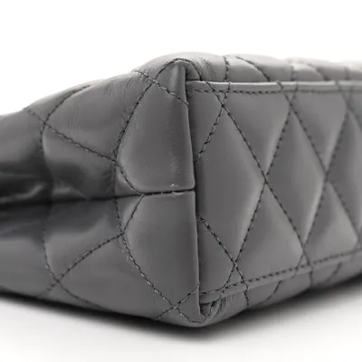 Chanel Kelly Shopper Nano Grey – Timeless Elegance