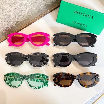 Bottega Veneta Oval glasses black/pink/green white/leopard/grey black/black brown color Size 132口1-120