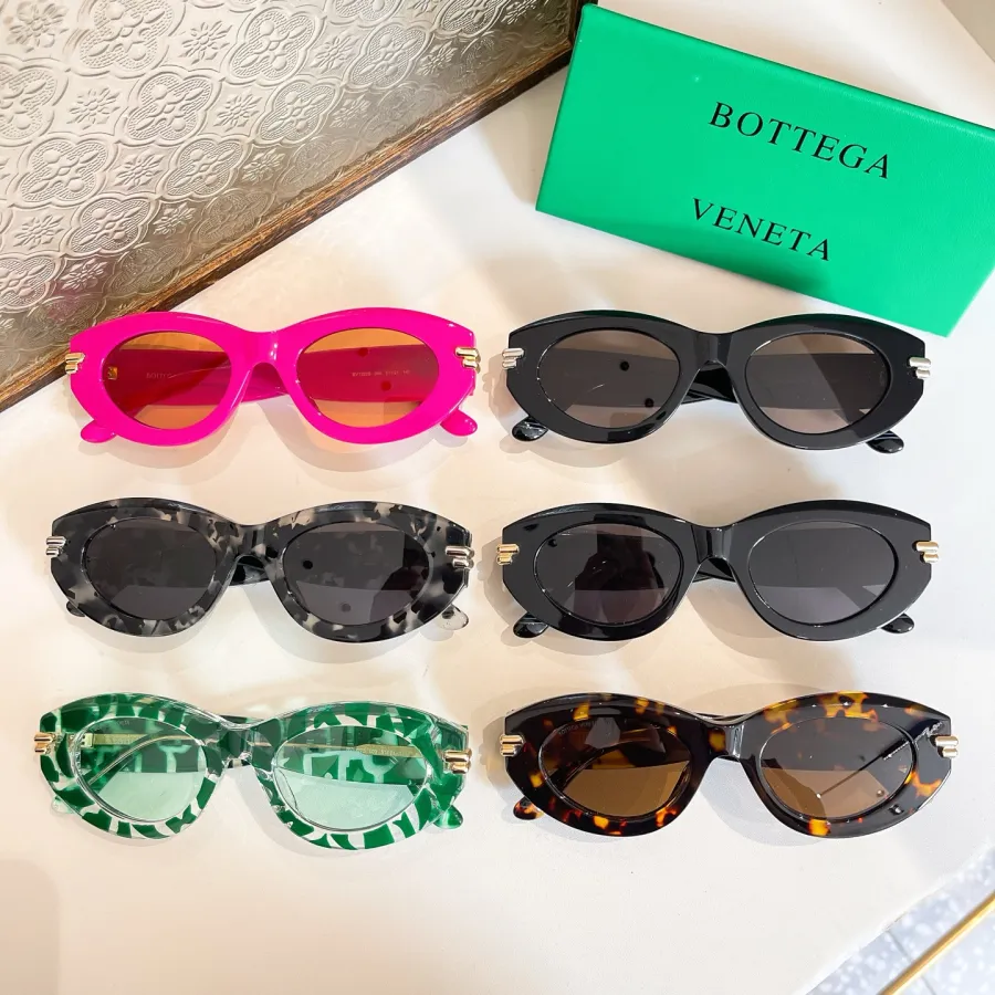 Bottega Veneta Oval glasses black/pink/green white/leopard/grey black/black brown color Size 132口1-120
