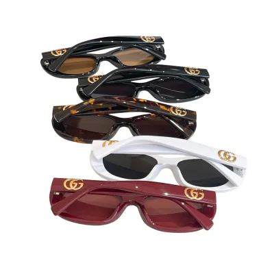 Gucci Oval glasses red/white/leopard/black tawny/black color Size 52口17-145