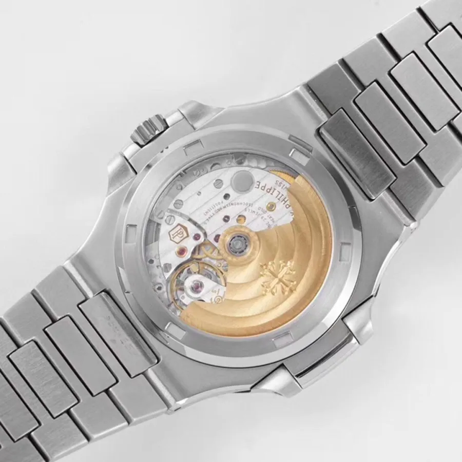 PATEK PHILIPPE-NAUTILUS-ref.5711-1A-011-40mm