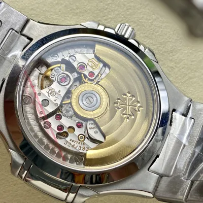 PATEK PHILIPPE-NAUTILUS-REF.7118-1A-010-35.2MM