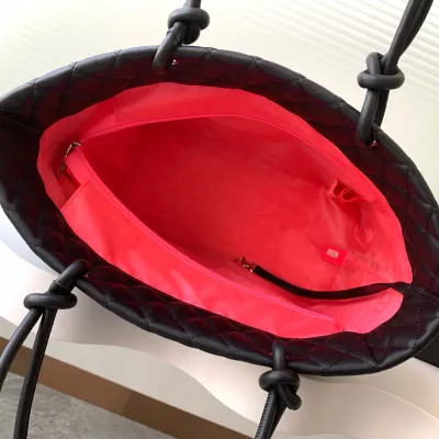 Chanel Black Basket Tote Bags / Shoulder Bags