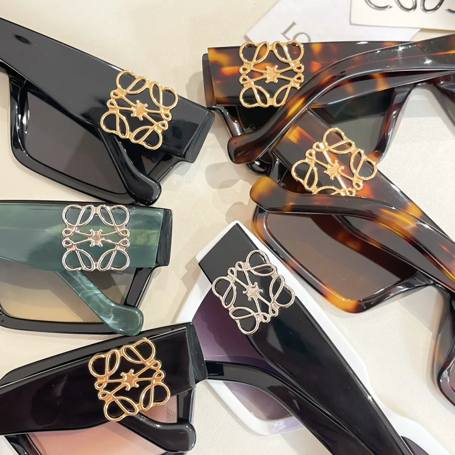 Loewe square frame glasses white/black/black green/black rust/leopard green/leopard brown color Size 56口19-145