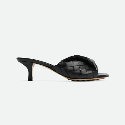 Bottega Veneta Blink Mule In Black Intrecciato Leather Kitten Heel Mule (Heel Height 4.5cm)