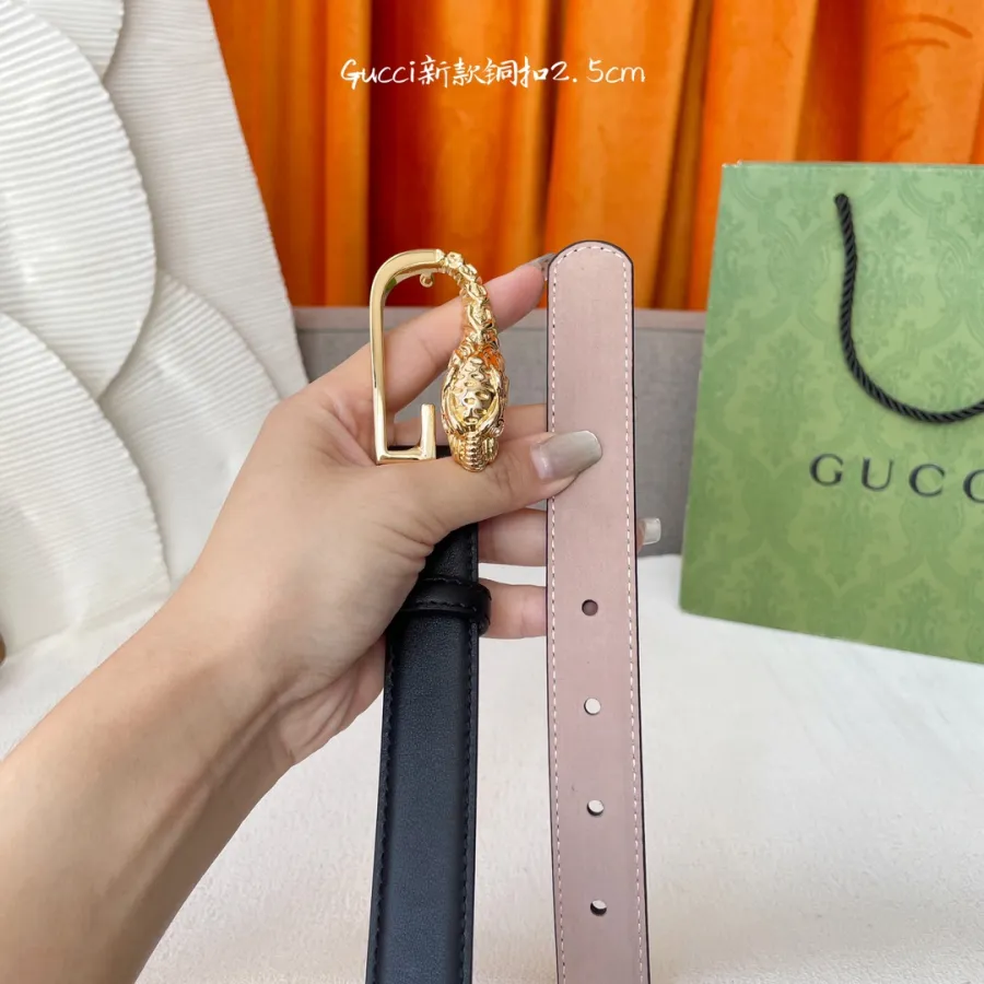 Gucci Women's G Buckle Belt In Pink/Red/Black Calfskin With Gold Hardware 25mm