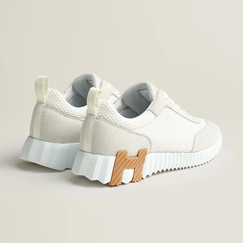 HERMES White Sneakers Bouncing Sports Shoes