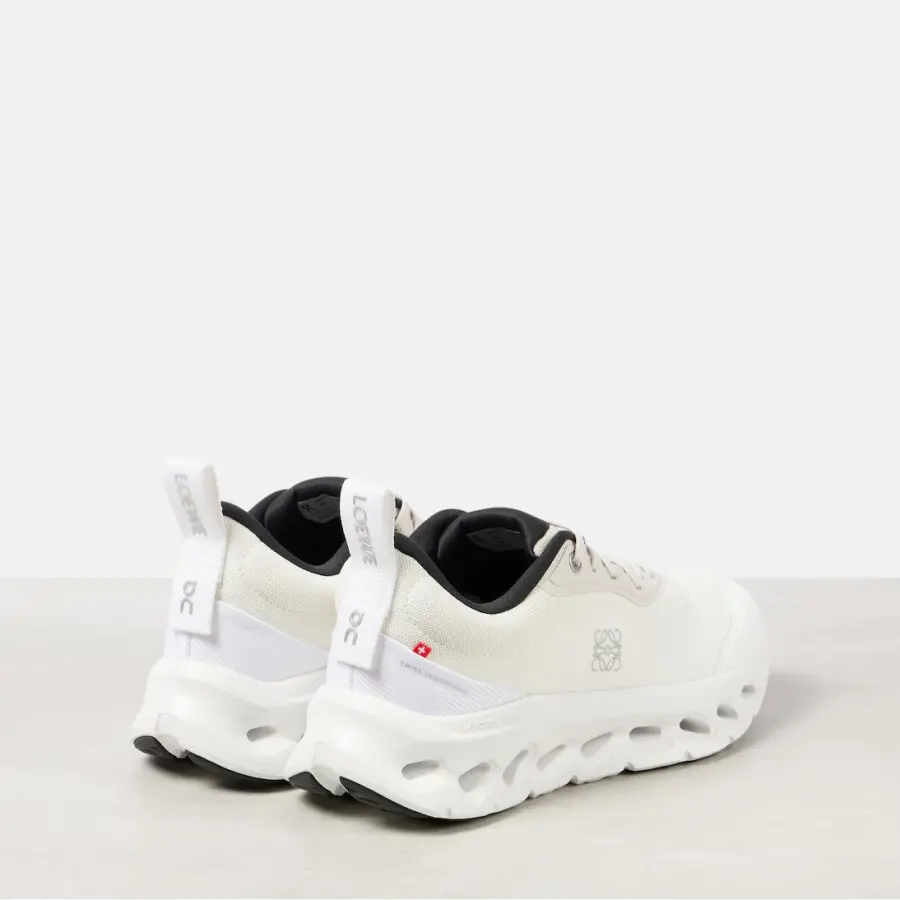 LOEWE White sneakers