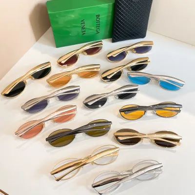 Bottega Veneta Oval glasses blue/coral/rust/green/brown/black gold/eggplant color Size 54口18-145