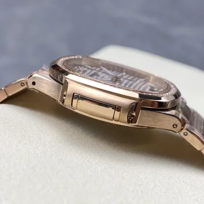 PATEK PHILIPPE-NAUTILUS-ref.7118-1200R-001-35.2mm