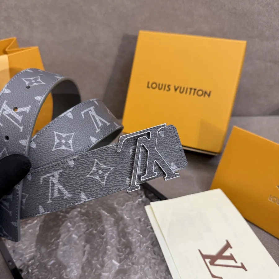 Louis Vuitton Men's LV Buckle Belt In Grey Monogram Canvas With Black/Silver Hardware 40mm