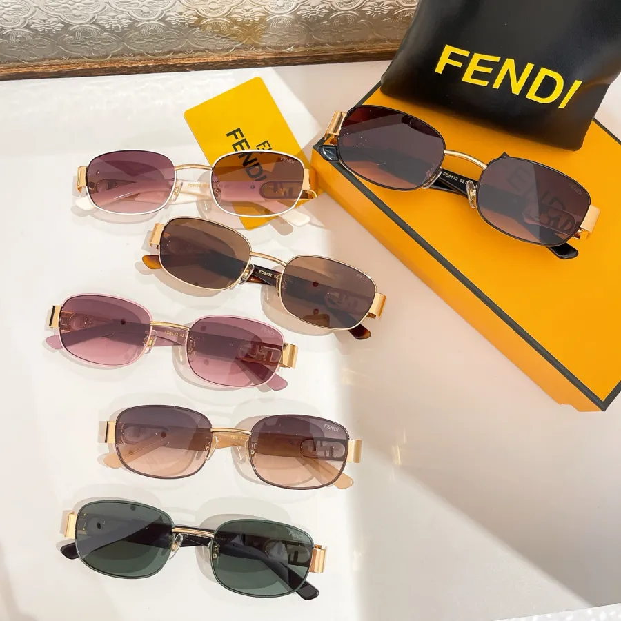 Fendi square frame glasses ivory/leopard/eggplant/pink/brown gold/green color Size 52口21-145