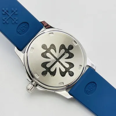 PATEK PHILIPPE-AQUANAUT-ref.5067A-025-35.6mm