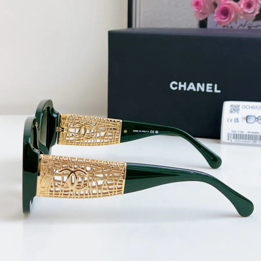 CHANEL square frame glasses green gold color size 54-20-140