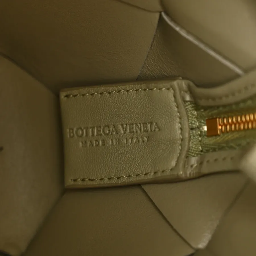 Bottega Veneta Maxi Intreccio Small Cassette Camera Bag Travertine Lambskin Leather