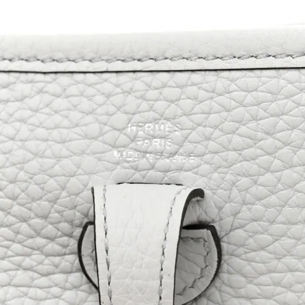 Hermès Amazone Evelyne TPM Bleu Pâle / Étain Taurillon Clemence Leather Palladium Silver Hardware - Image 2