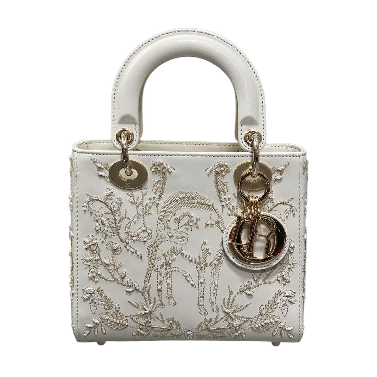 Bolsa Dior Small Lady Dior Em Pele De Bezerro Branca E Cetim Branco Bordado Com Miçangas, Ferragens Dourado Claro
