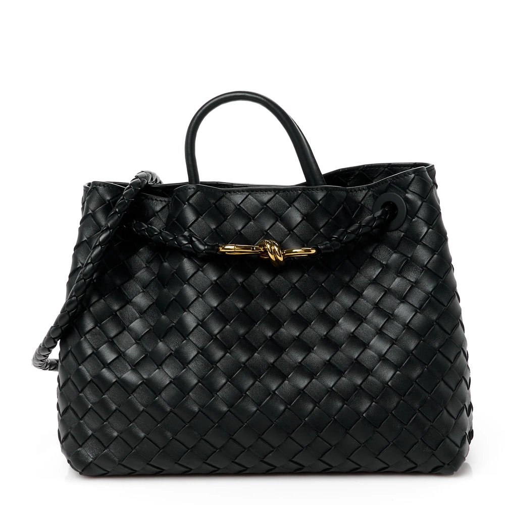 Bottega Veneta Bolsa de Ombro Média Intrecciato Andiamo Couro Nappa Preto Hardware Dourado