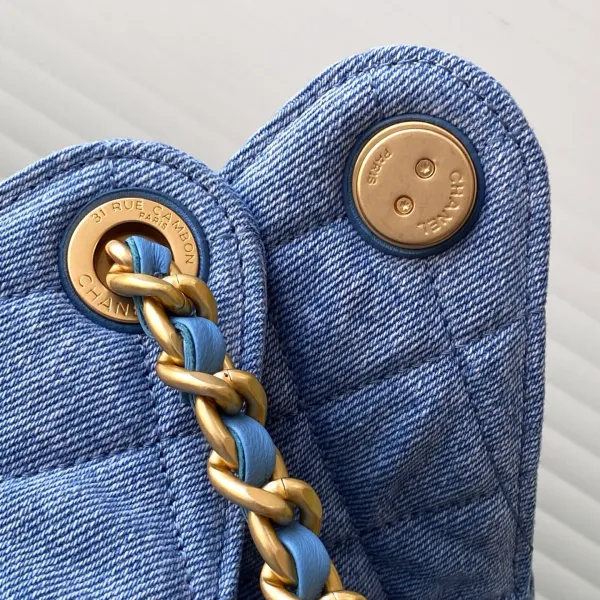 Chanel Denim blue/purple Abrasive Sand Leather Shoulder Bags - Image 8