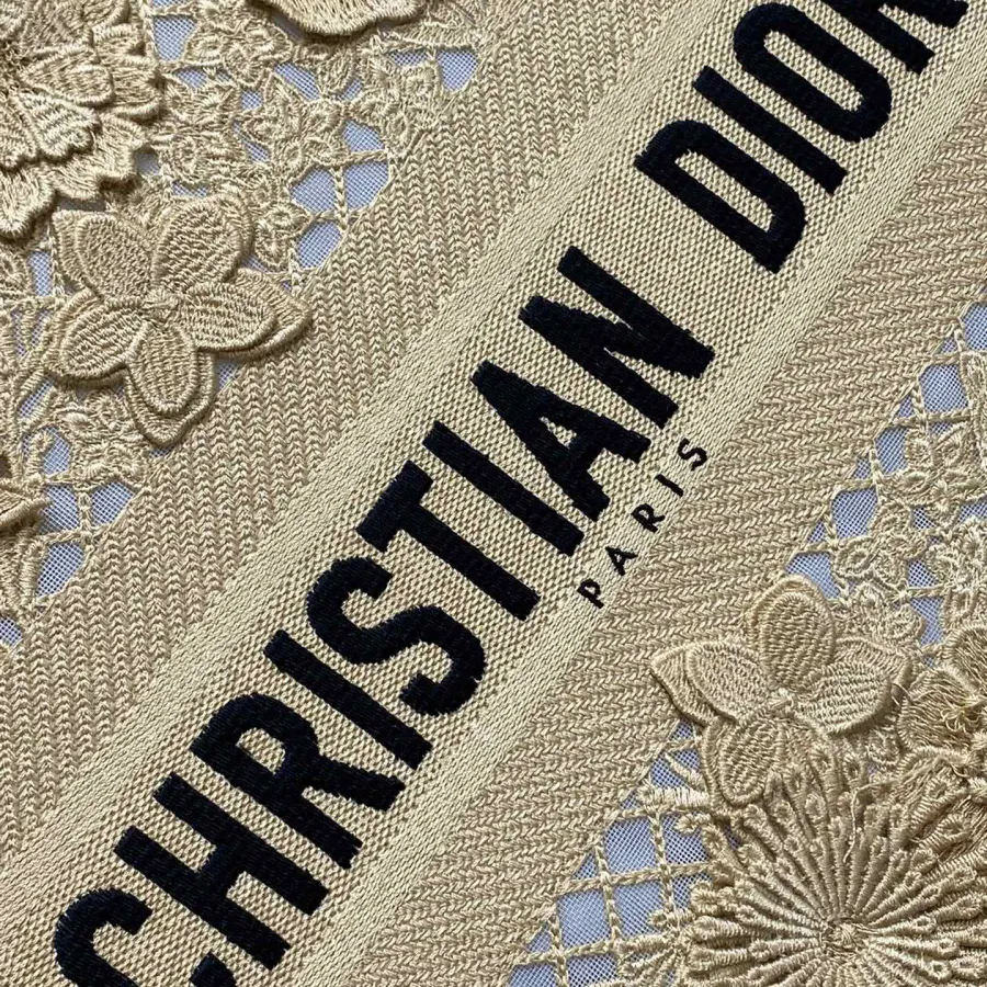 Dior Medium Dior Book Tote Beige D-Lace Flowers Embroidery with Macramé