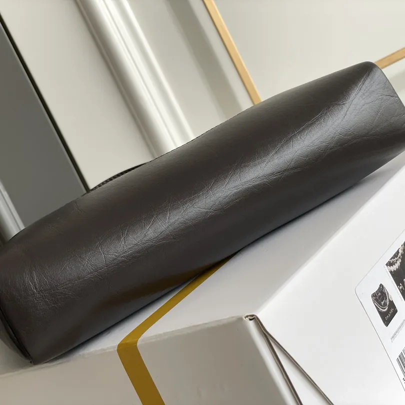 Chanel Oil Wax Leather Brown / Milk Tea Color / Grey Crossbody Bags