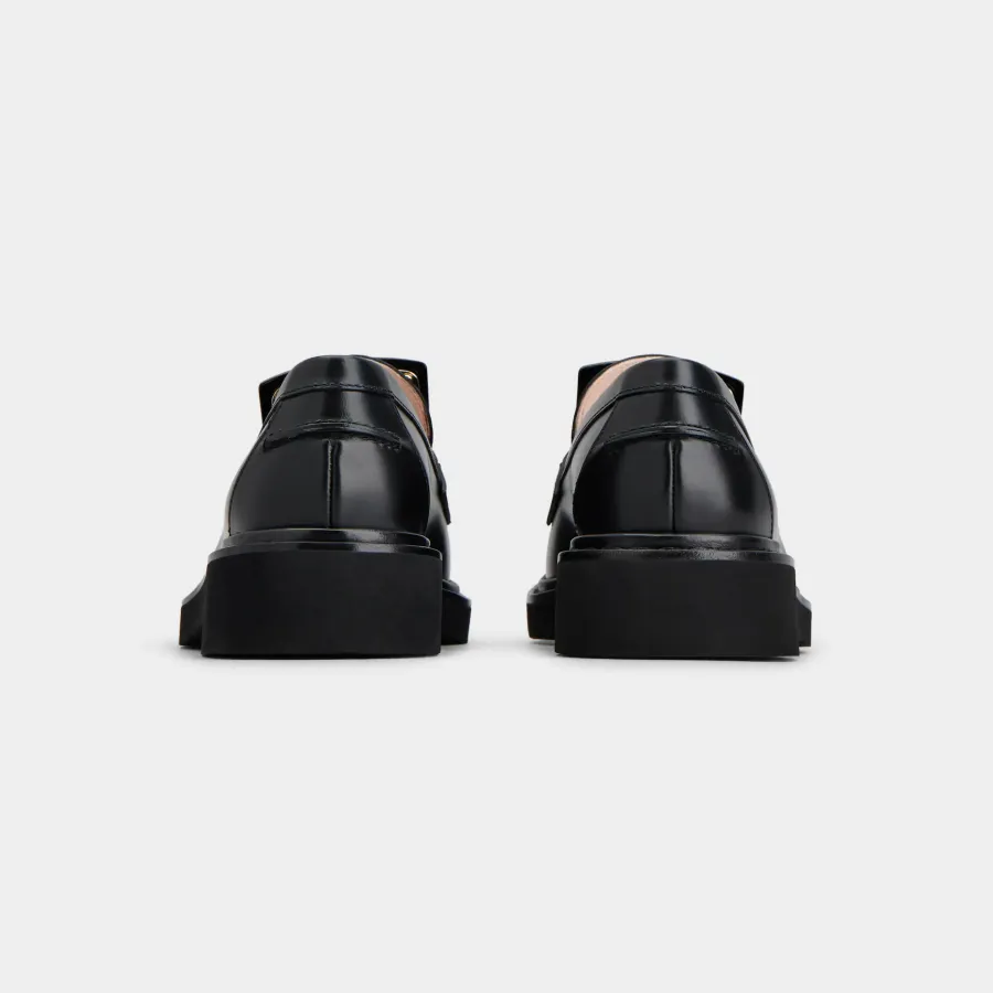 Roger Vivier Viv' Rangers Loafers In Black Leather With Lacquered Metal Buckle (Heel Height 2.5cm)