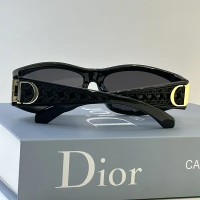 DIOR square frame glasses black/white color Size 61口15-130