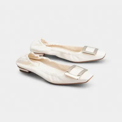 Roger Vivier Belle Vivier Ballerinas In White/Black Leather With Metal Buckle (Heel Height 2.5cm)