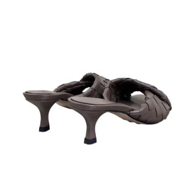 Bottega Veneta Blink Mule In Brown Intrecciato Leather Kitten Heel Mule (Heel Height 4.5cm)