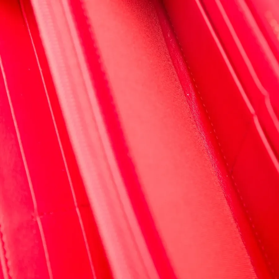 Chanel Large Interlocking CC Logo Continental Wallet Red Caviar Leather Silver Hardware