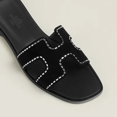 HERMES Oran Black Slippers