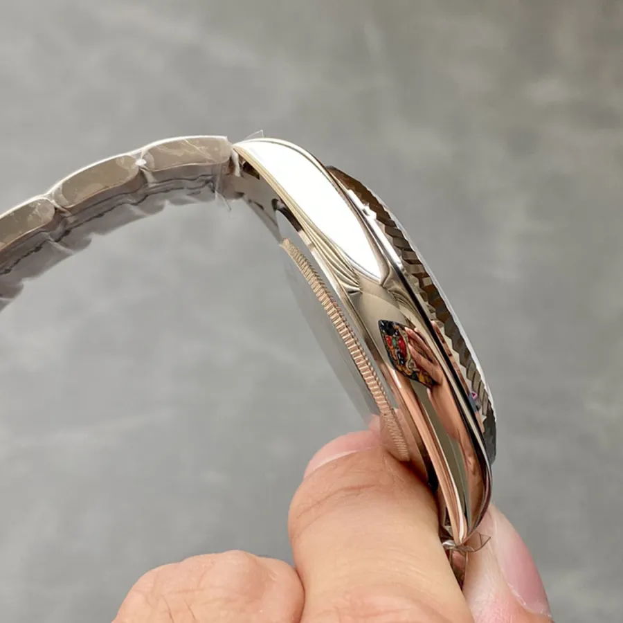 ROLEX-Sky Dweller-REF.M326934-0003-42MM