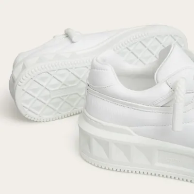 VALENTINO ONE STUD XL Women's sheepskin sneakers