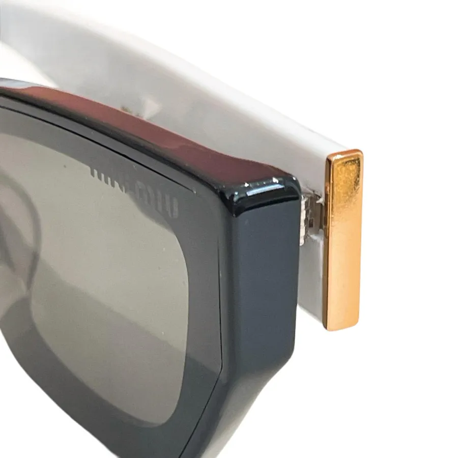 Miu Miu glasses black white/black orange/leopard brown/leopard green/red/milky white color Size 52口24-140