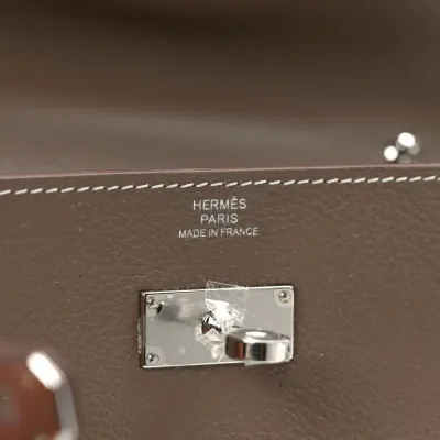 Hermès Kelly Wallet To Go Etoupe Evercolor Leather Palladium Hardware