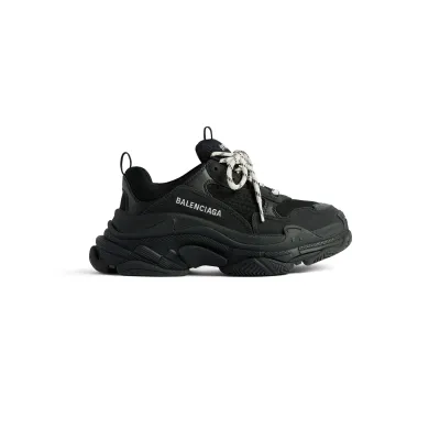 BALENCIAGA TRIPLE S Black Sneakers