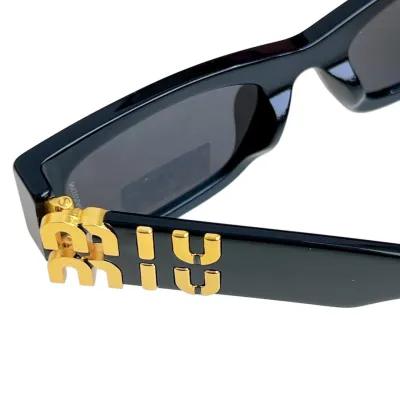Miu Miu square frame glasses black gold/pink/yellow/pale pink/brown leopard/orange/black/white/white gold/tawny/black leopard color Size 53口22-135