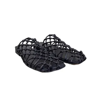 Bottega Veneta Riva Flat Mule In Black Woven Hand-Knotted Leather Mule Pump