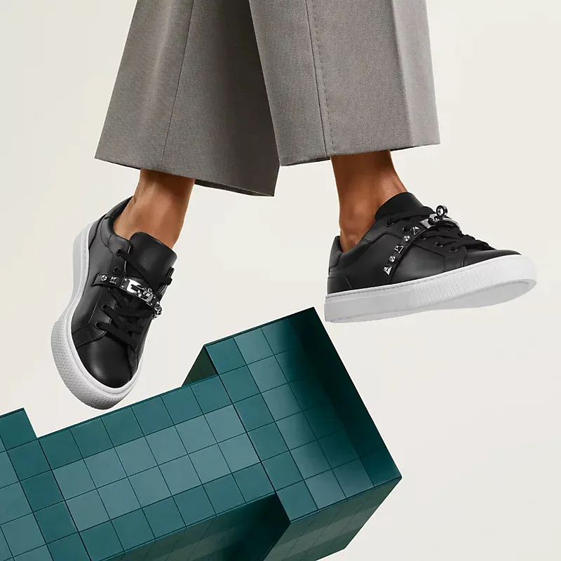 HERMES Day Sneakers Black Sports Shoes