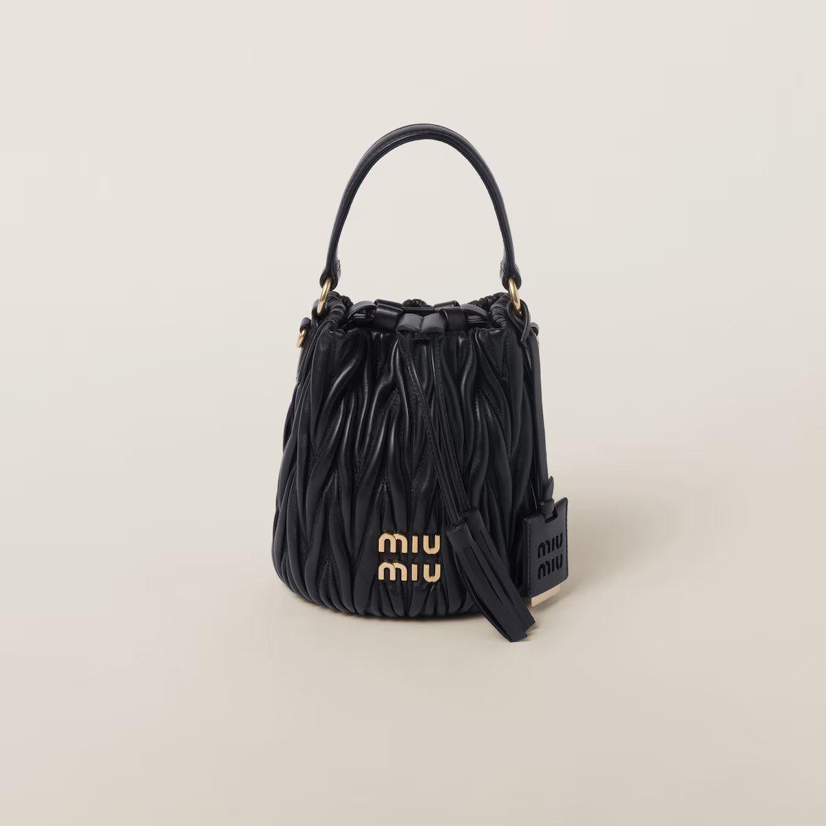 Miu Miu Matelassé Acolchoado de Couro de Cordeiro Preto Bolsas Bucket