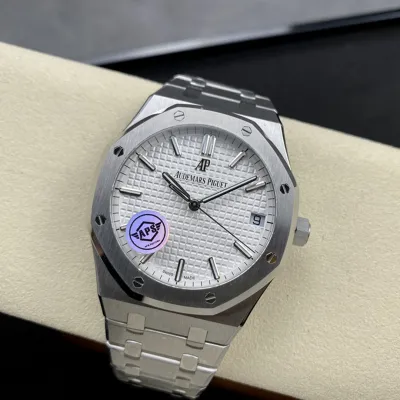 AUDEMARS PIGUET-ROYAL OAK-ref.15500ST.OO.1220ST.04-41mm