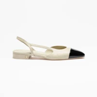 Chanel, white and black, Sheepskin and calf patent leather, Rear lace up flat shoes
