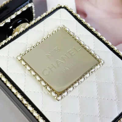 Chanel Perfume bottle leather White / Black crossbody bag