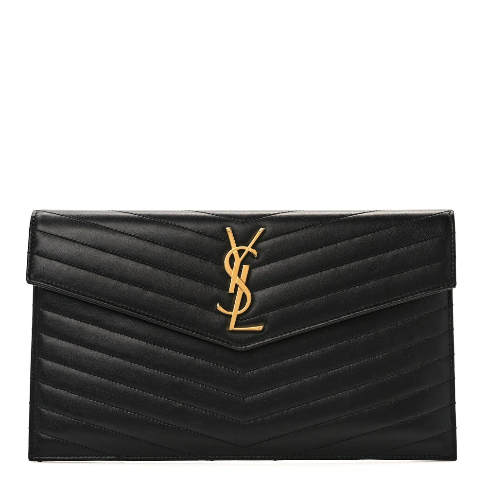 Saint Laurent Clutch Uptown Médio Monograma Chevron Preto em Couro Calfskin Matelassê com Hardware Dourado