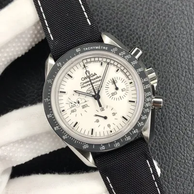 OMEGA-Speedmaster-ref.311.32.42.30.04.003-42mm